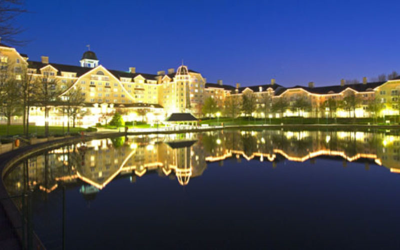Disneyland Paris reopens Newport Bay Club convention centre