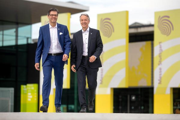 Stefan Lohnert (left) and Roland Bleinroth (Copyright Messe Stuttgart)