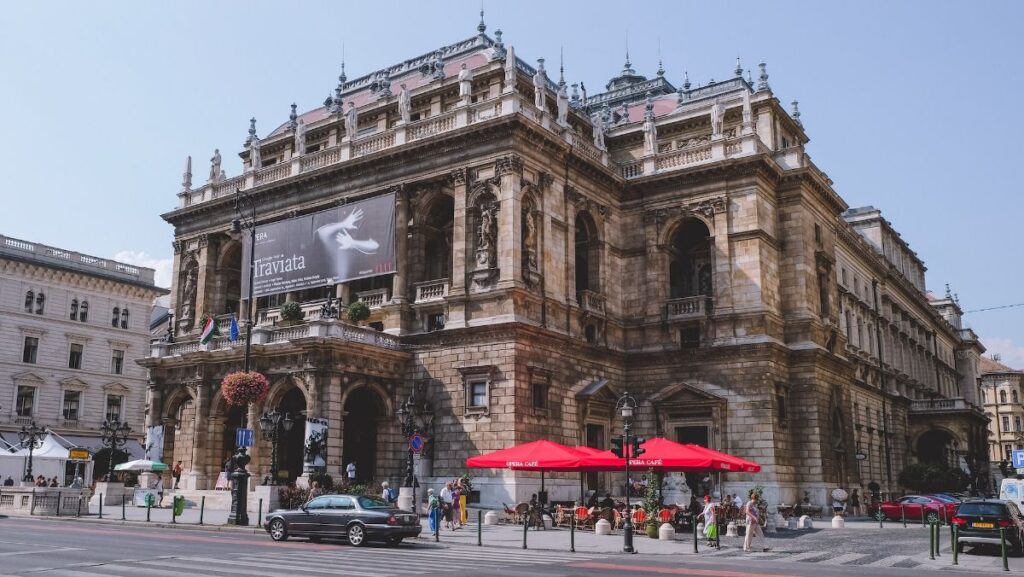 opera house