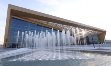 Exhibition World Bahrain – moving on up
