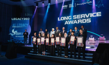 Nine BESarawak employees honoured with long service awards